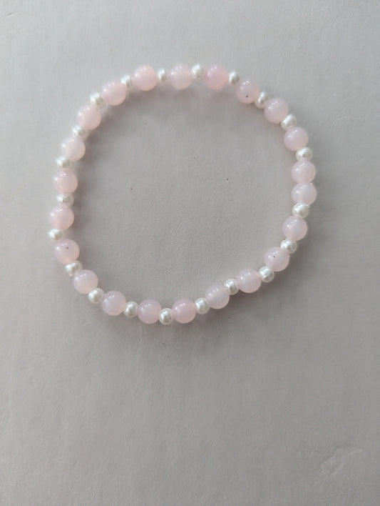 Pearl bracelet